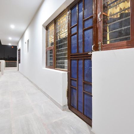 Spot On Hotel Diamond Sohana Bagian luar foto